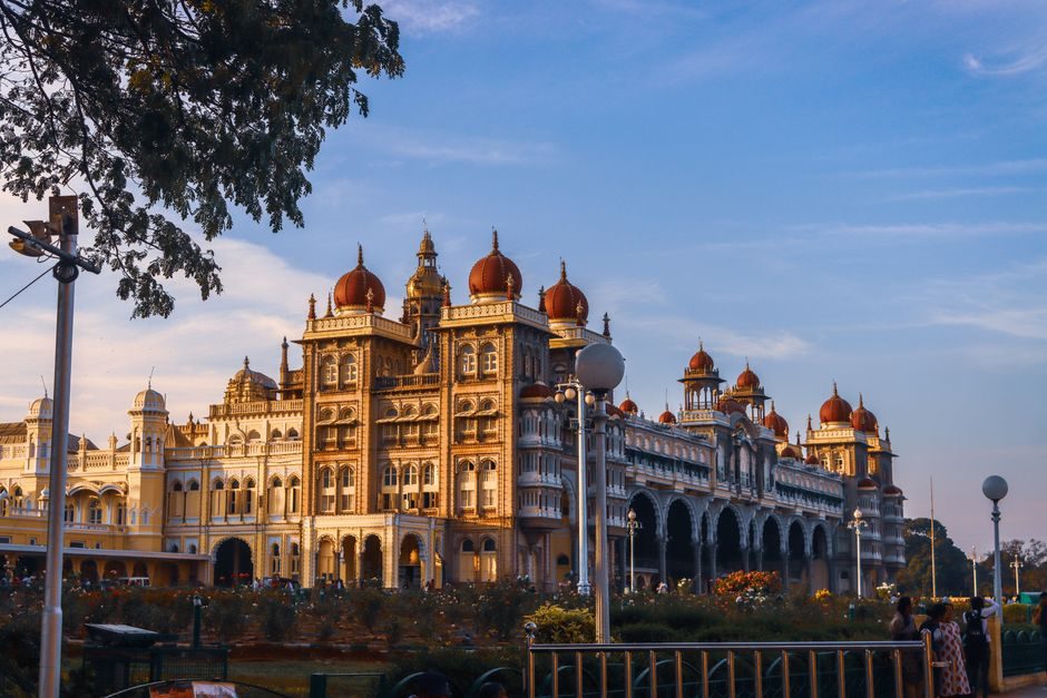 Best Time, Route & Budget for Bangalore Mysore Ooty Kodaikanal Tour Package
